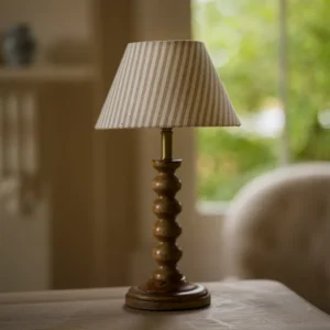 Plain stripe shade